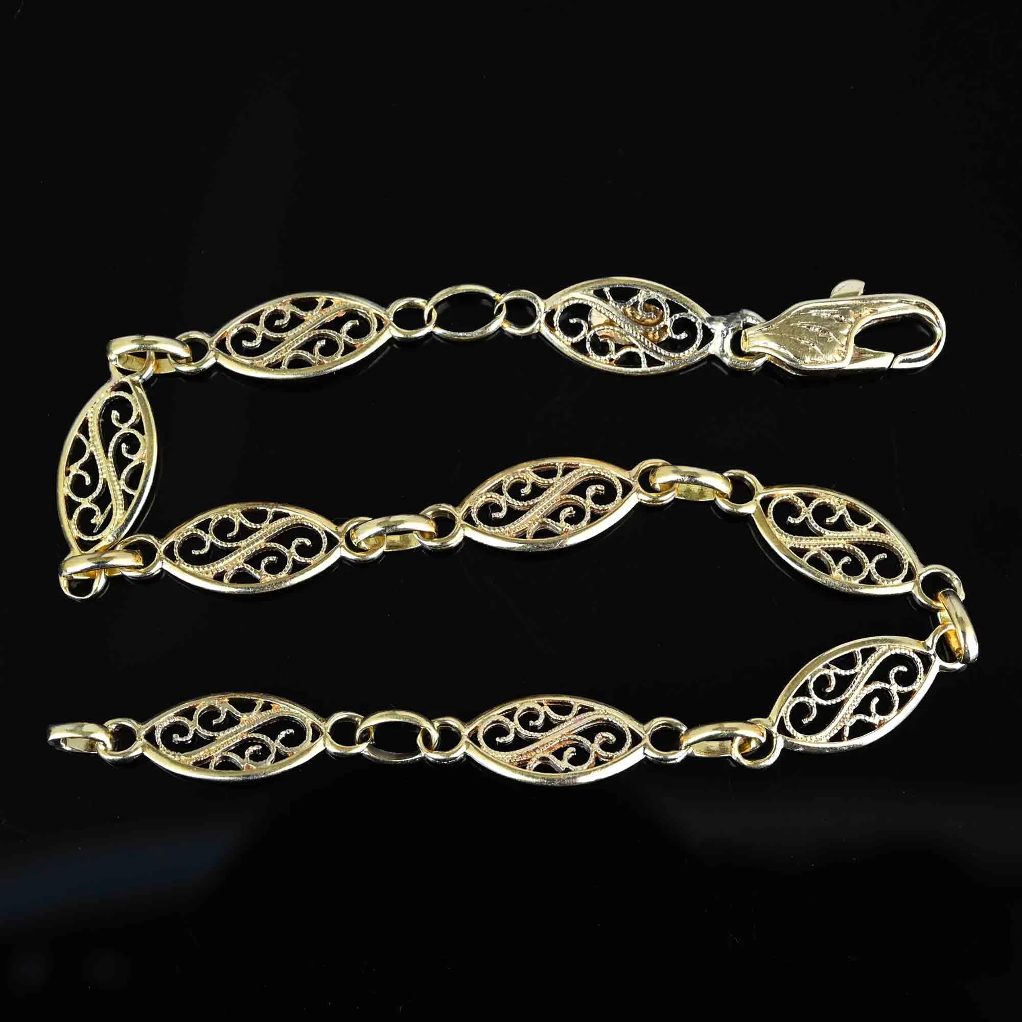Vintage Solid 14K Gold Filigree Bracelet